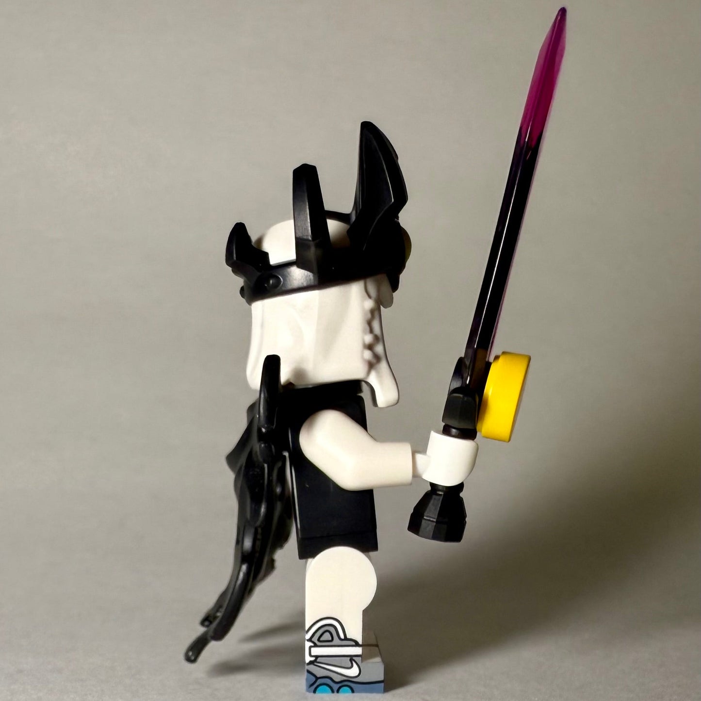 Nightmare King - Minifigure Dreams Air Mags Overprint