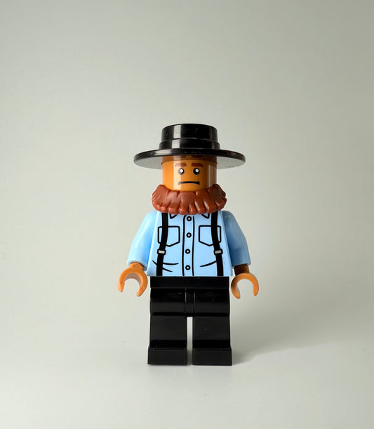 Amish V2 w/Med Noug Head/Black Hat